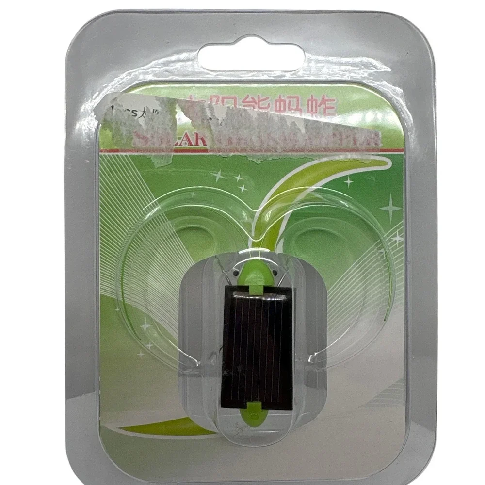 Solar Powered‎ Grasshopper Toy Educational Gadget Bug Novelty Green Science New